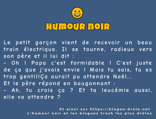 Le petit garçon vient de recevoir un beau...