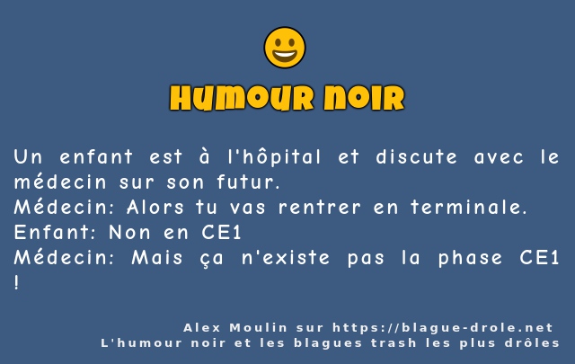 Un enfant est à l'hôpital et discute avec le...
