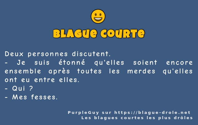 Deux personnes discutent. 