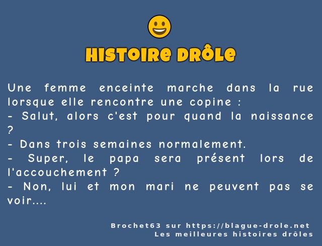 Une femme enceinte marche dans la rue...